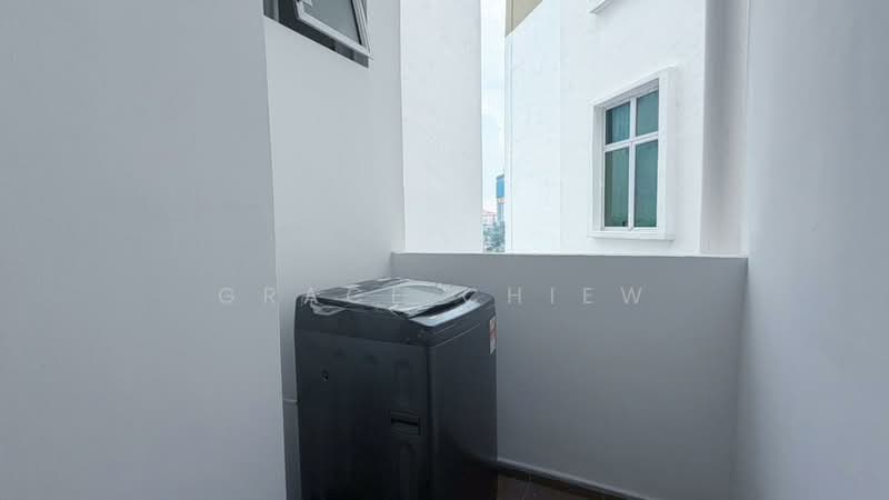 Apartment for Rent at Seri Molek Perdana - Grace Chiew - Balcony - PropertyGuru.com.my
