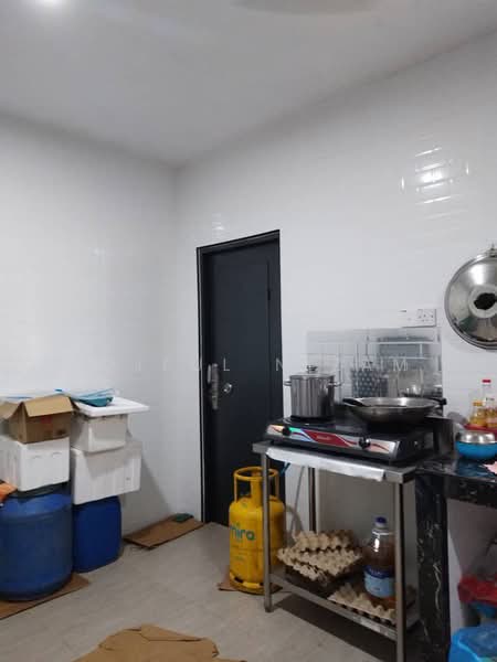 Rumah Teres 2 Tingkat untuk Dijual di Bandar Kinrara (Selangor) - Saiful Nizam - Kitchen - PropertyGuru.com.my