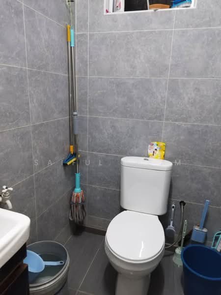 Rumah Teres 2 Tingkat untuk Dijual di Bandar Kinrara (Selangor) - Saiful Nizam - Bathroom - PropertyGuru.com.my