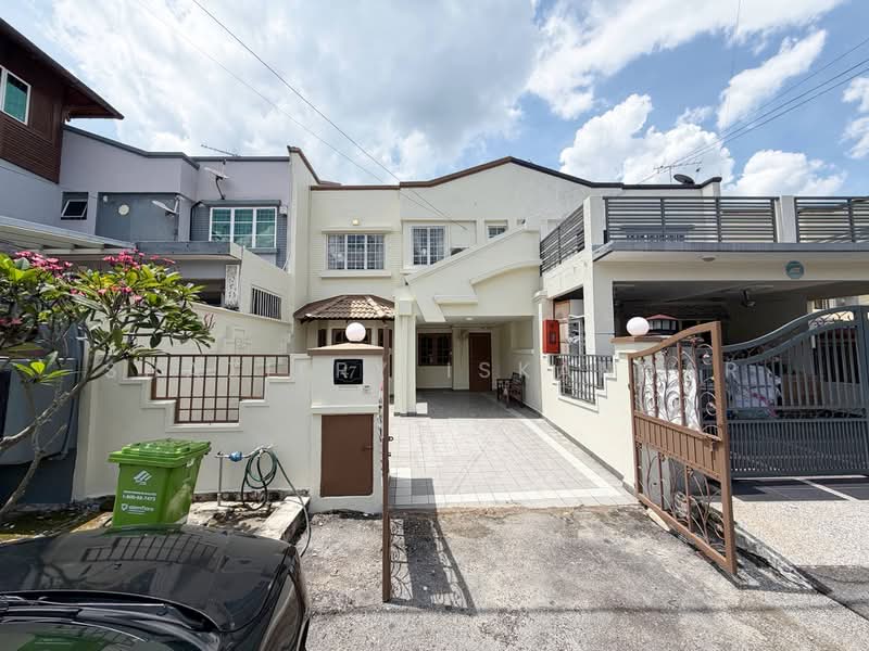 Rumah Teres 2 Tingkat untuk Dijual di Taman Setiawangsa (Setiawangsa) - Shaziery Iskandar - Exterior - PropertyGuru.com.my