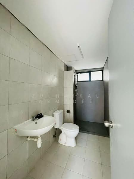 Pangsapuri untuk Disewa di Residensi Aman Jalil - Zulhaikal Asmadee - Bathroom - PropertyGuru.com.my
