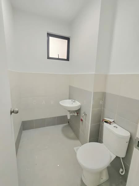 Terrace Factory for Rent in Taman Industri Jaya (Skudai) - Caryn Ter - Bathroom - PropertyGuru.com.my