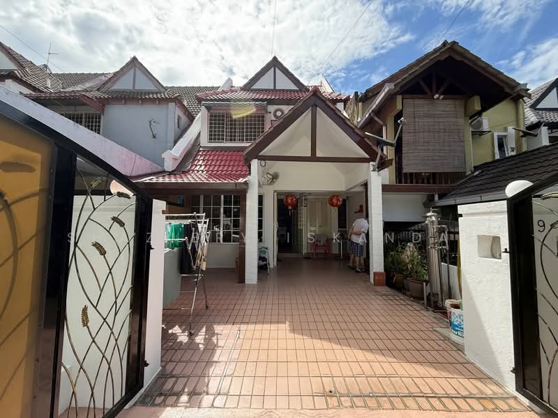 2-storey Terraced House for Sale in Taman Setiawangsa (Setiawangsa) - Shaziery Iskandar - Exterior - PropertyGuru.com.my