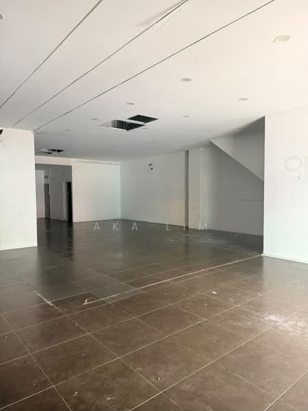 Kedai untuk Disewa di Sungai Besi (Kuala Lumpur) - Aka Lim - Interior - PropertyGuru.com.my