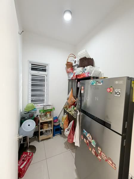 Cluster House for Sale in Setia Tropika (Johor Bahru) - Vion Tion - Kitchen - PropertyGuru.com.my