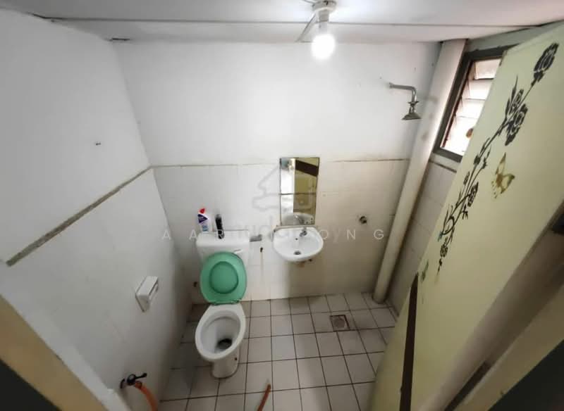 Condominium for Rent at Idaman Sutera - Aaron Ong - Bathroom - PropertyGuru.com.my