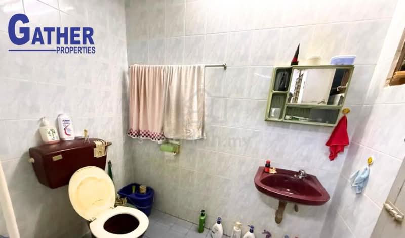 1.5-storey Terraced House for Sale in Taman Arkid (Menglembu) - Ainsley Thong - PropertyGuru.com.my