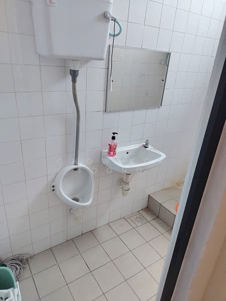 Kedai / Pejabat untuk Disewa di Sentul Boulevard (Kuala Lumpur) - Chow Kok Toong - Bathroom - PropertyGuru.com.my