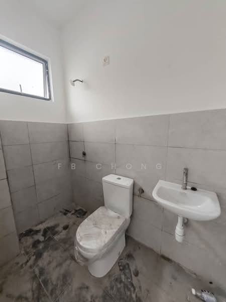 2-storey Terraced House for Sale in Kota Warisan (Sepang) - FB Chong - Bathroom - PropertyGuru.com.my