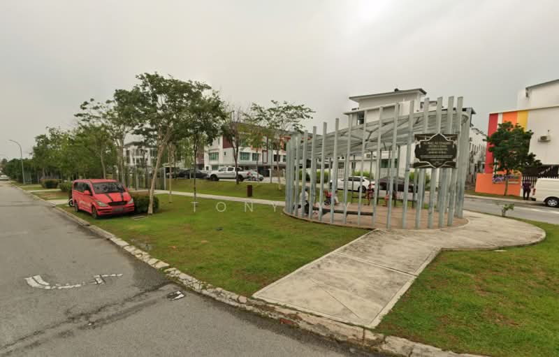 Rumah Teres 3 Tingkat untuk Dijual di Seksyen U13 (Setia Alam) - Tony YY - PropertyGuru.com.my