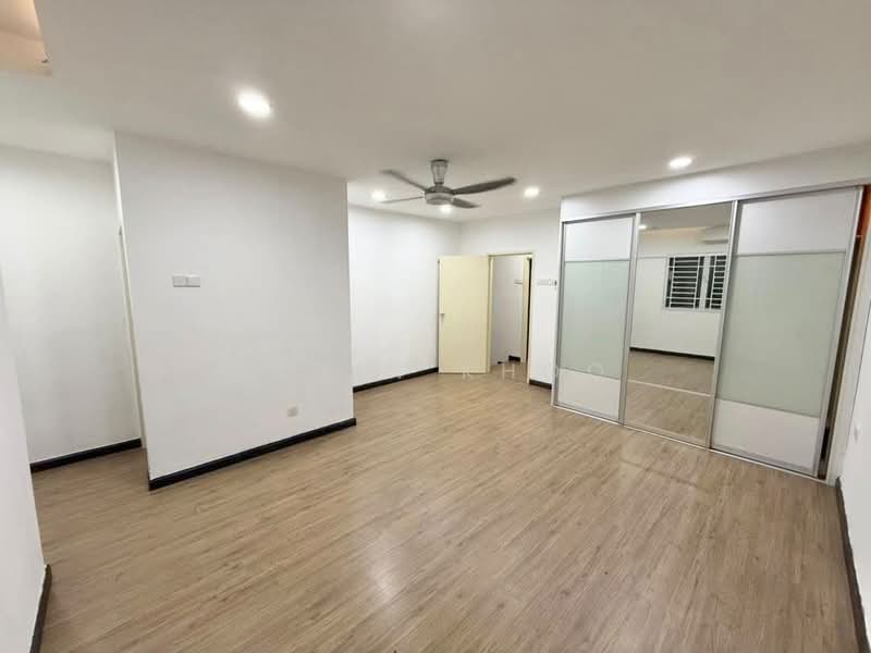 2-storey Terraced House for Sale in Kota Emerald (Rawang) - Levin Khoo - Bedroom - PropertyGuru.com.my