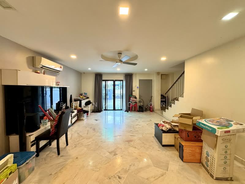 Rumah Teres 2 Tingkat untuk Dijual di Kota Emerald (Rawang) - Bernard Ong - Living Room - PropertyGuru.com.my