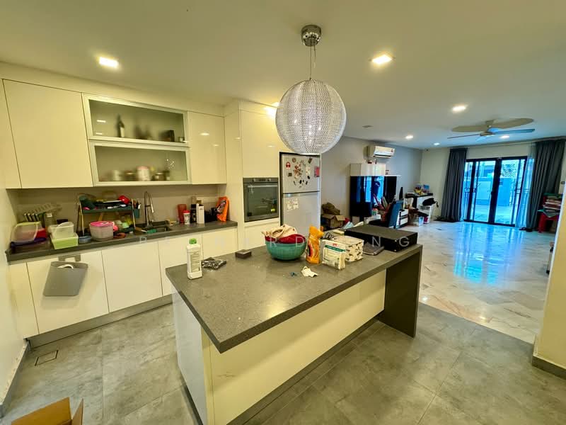 Rumah Teres 2 Tingkat untuk Dijual di Kota Emerald (Rawang) - Bernard Ong - Kitchen - PropertyGuru.com.my