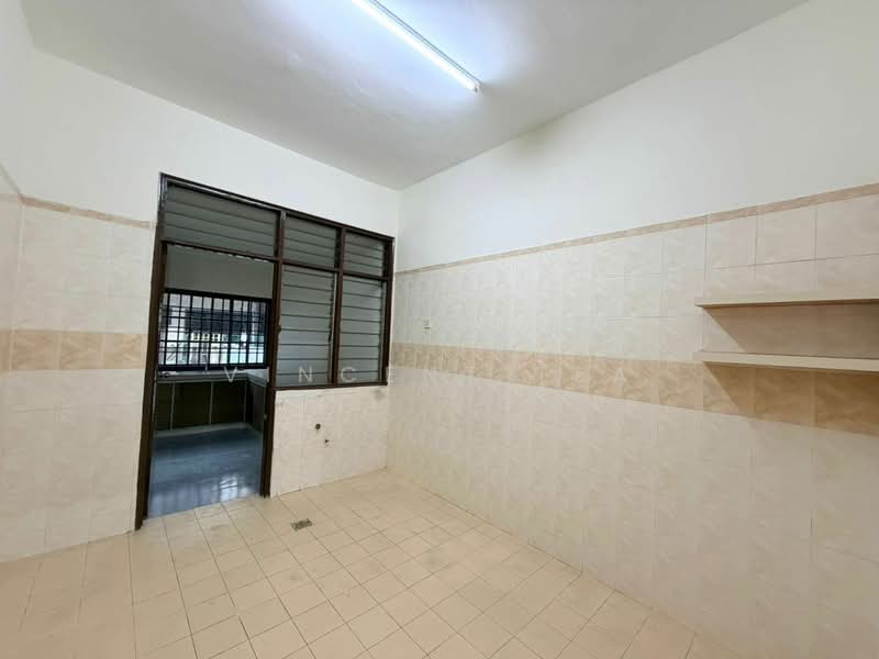 2-storey Terraced House for Rent in Iskandar Puteri (Nusajaya) (Johor) - Vincent Tea - Kitchen - PropertyGuru.com.my