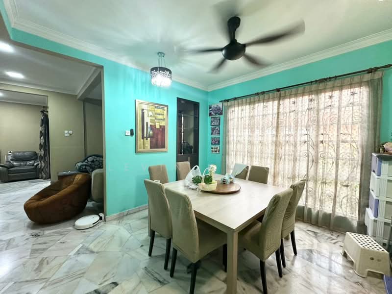 Rumah Banglo untuk Dijual di Kota Emerald (Rawang) - Levin Khoo - Dining Room - PropertyGuru.com.my