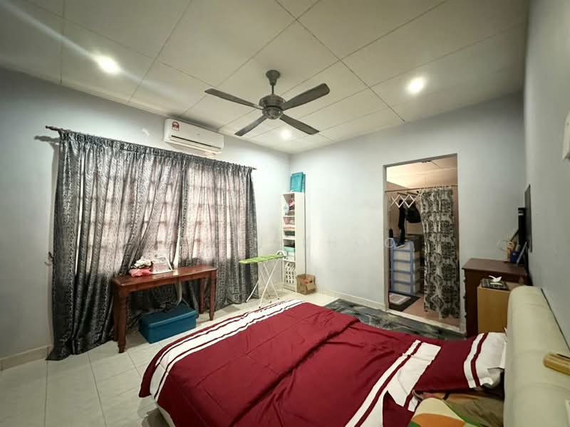 Rumah Banglo untuk Dijual di Kota Emerald (Rawang) - Levin Khoo - Bedroom - PropertyGuru.com.my