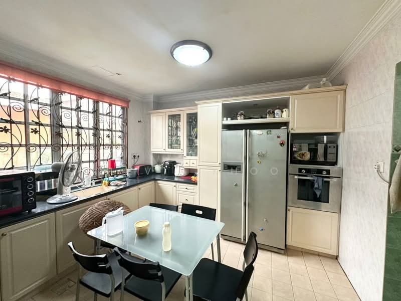 Rumah Banglo untuk Dijual di Kota Emerald (Rawang) - Levin Khoo - Kitchen - PropertyGuru.com.my