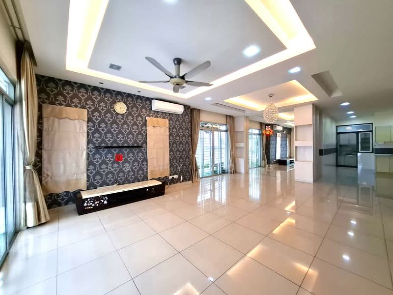 Semi-Detached House for Sale in Setia Damai (Setia Alam) - Sally Yong - Living Room - PropertyGuru.com.my
