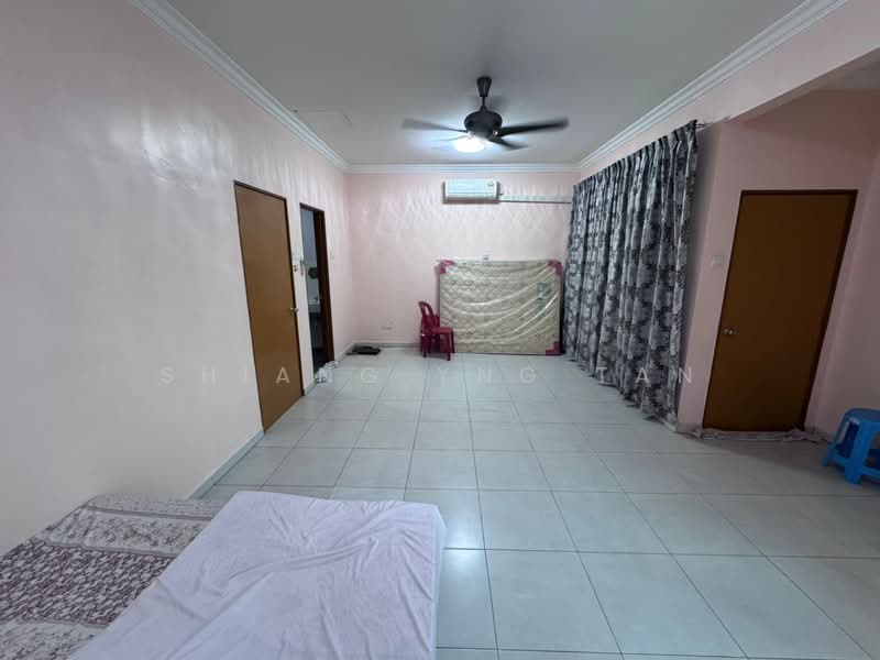 2.5-storey Terraced House for Sale in Taman Seri Orkid (Skudai) - Shiang Yng Tan - Living Room - PropertyGuru.com.my