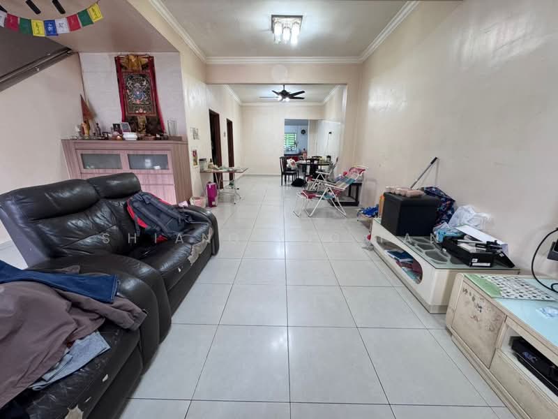 2.5-storey Terraced House for Sale in Taman Seri Orkid (Skudai) - Shiang Yng Tan - Living Room - PropertyGuru.com.my