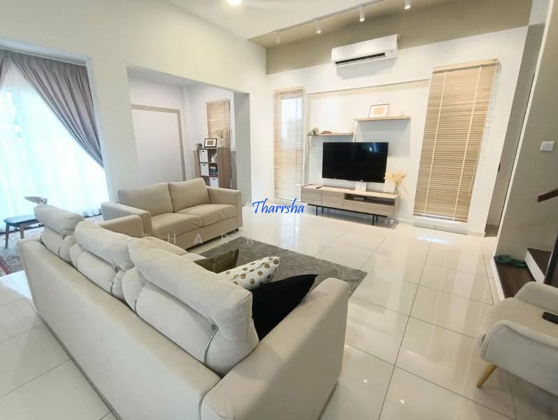 Rumah Teres 2 Tingkat untuk Dijual di Eco Forest (Semenyih) - Tharrsha. T - Living Room - PropertyGuru.com.my