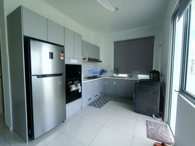 Rumah Teres 2 Tingkat untuk Dijual di Eco Forest (Semenyih) - Tharrsha. T - Kitchen - PropertyGuru.com.my