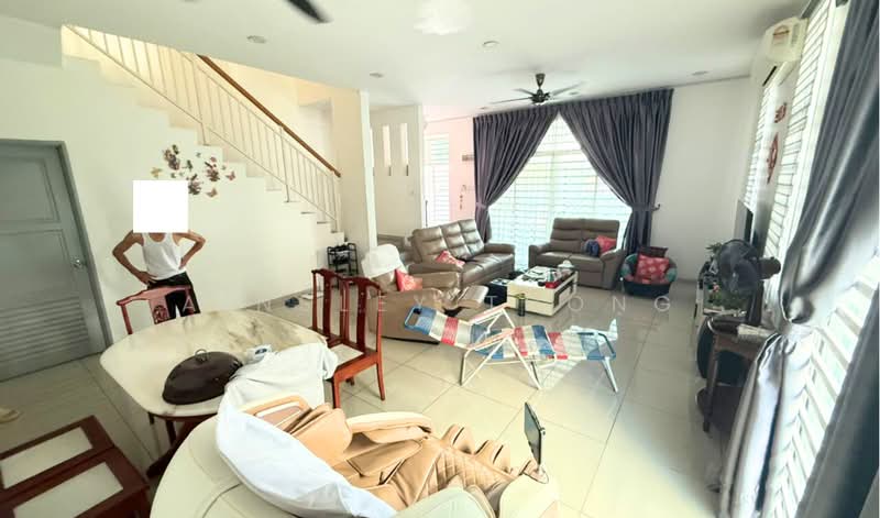 Rumah Teres 2 Tingkat untuk Dijual di Taman Pengkalan Setia (Taiping) - Ainsley Thong - Living Room - PropertyGuru.com.my