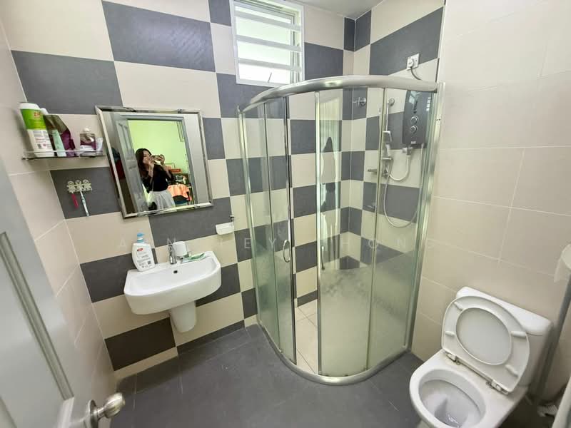 Rumah Teres 2 Tingkat untuk Dijual di Taman Pengkalan Setia (Taiping) - Ainsley Thong - Bathroom - PropertyGuru.com.my