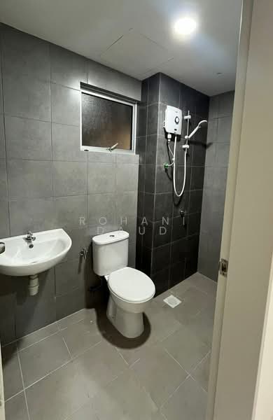 Condominium for Rent at Residensi Sateria - Rohani Daud - Bathroom - PropertyGuru.com.my
