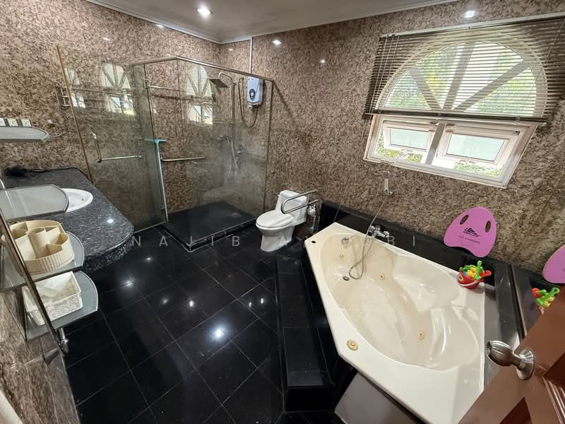 Bungalow for Sale in TTDI Hills (Kuala Lumpur) - Najib Ayoubi - Bathroom - PropertyGuru.com.my