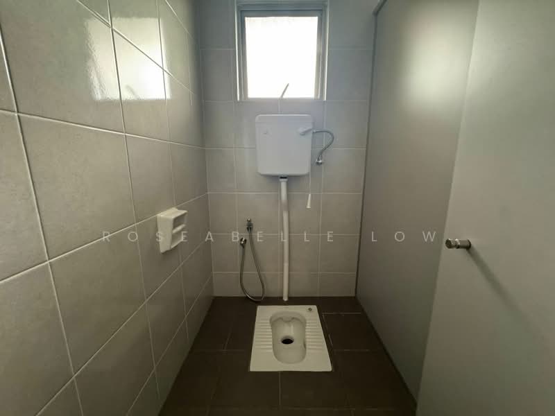 Shop for Rent in Bandar Metro Puchong (Puchong) - Roseabelle Low - Bathroom - PropertyGuru.com.my