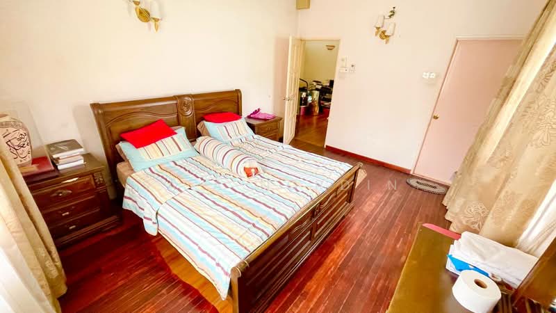 Rumah Banglo untuk Dijual di Seksyen 9 (Shah Alam) - Sa'a Nordin - Bedroom - PropertyGuru.com.my