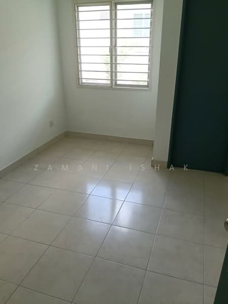 2-storey Terraced House for Sale in Bandar Teknologi Kajang (Kajang) - Zamani Ishak - Interior - PropertyGuru.com.my