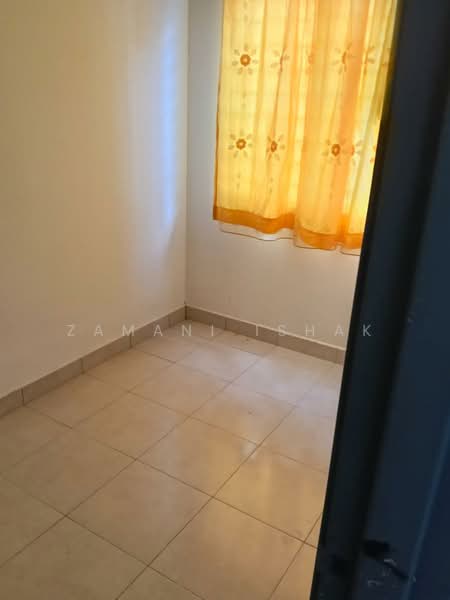 2-storey Terraced House for Sale in Bandar Teknologi Kajang (Kajang) - Zamani Ishak - Interior - PropertyGuru.com.my