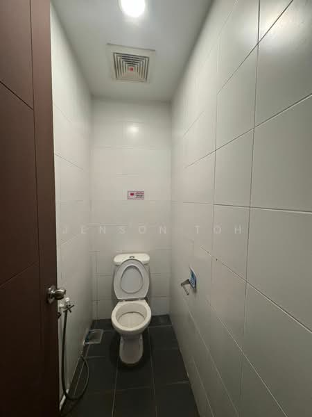 Shop for Rent in Bandar Menjalara (Kuala Lumpur) - Jenson Toh - Bathroom - PropertyGuru.com.my