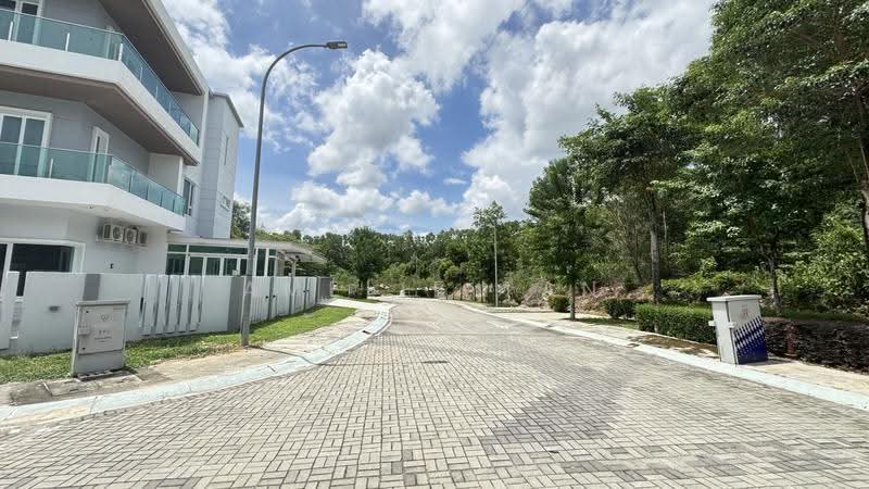 Tanah Kediaman untuk Dijual di Alam Nusantara (Setia Alam) - Amelie Tan - PropertyGuru.com.my