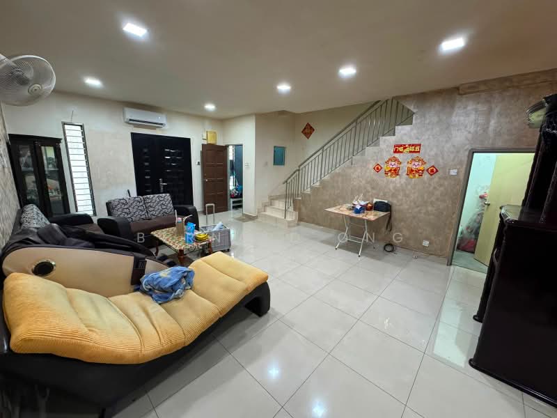 Rumah Teres 2-Tingkat untuk Dijual di Rawang (Selangor) - Bernard Ong - Living Room - PropertyGuru.com.my