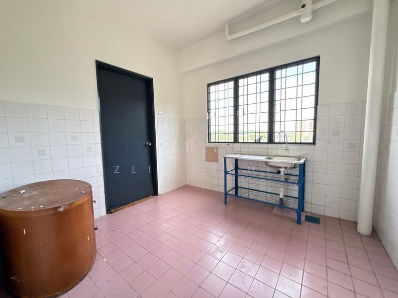Apartment for Sale at Taman Bukit Mutiara - Azli Ibrahim - Kitchen - PropertyGuru.com.my