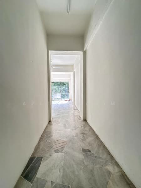 Apartment for Sale at Taman Bukit Mutiara - Azli Ibrahim - Corridor - PropertyGuru.com.my