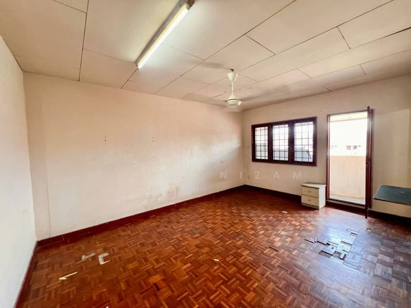 2-storey Terraced House for Sale in Seksyen 4 (Bangi) - Saiful Nizam - Interior - PropertyGuru.com.my