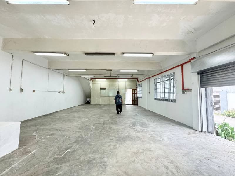 Shop for Sale in Taman Saujana (Pontian) - Saedah Napisah - PropertyGuru.com.my