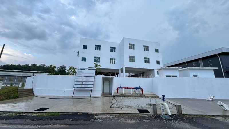 Kilang untuk Disewa di Serendah (Rawang) - Ang Yi Quan - Exterior - PropertyGuru.com.my