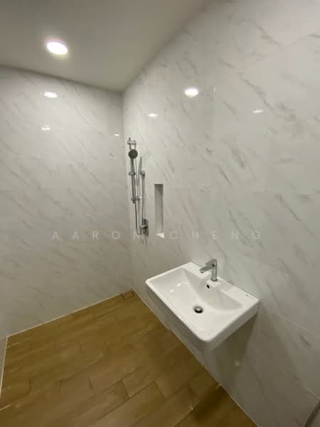 Kondominium untuk Disewa di Eco Terraces - Aaron Cheng - Bathroom - PropertyGuru.com.my