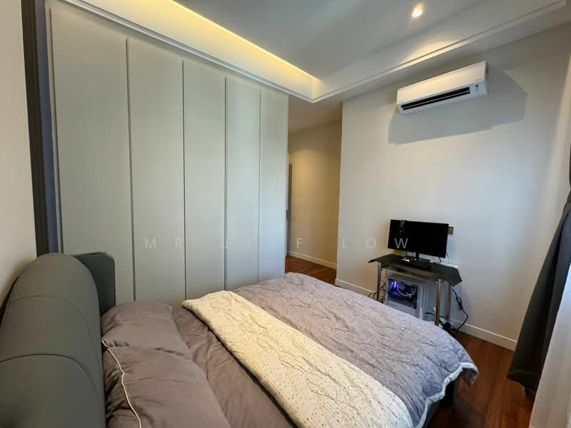 Kondominium untuk Dijual di Pavilion Hilltop - Mr Jeff Low - Bedroom - PropertyGuru.com.my