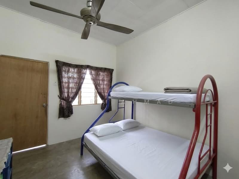 2-storey Terraced House for Sale in Taman Sri Jelok (Kajang) - Azira Ahmad - Bedroom - PropertyGuru.com.my