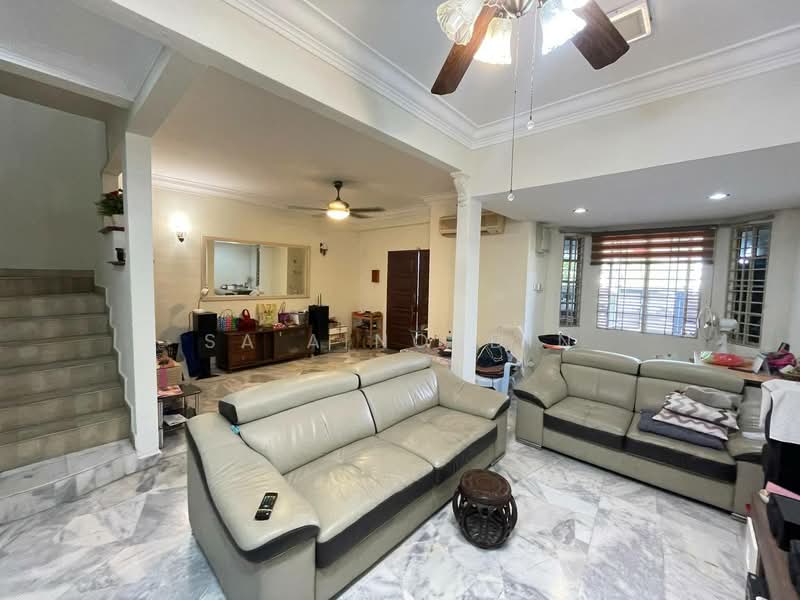Rumah Teres 2 Tingkat untuk Dijual di Putra Heights (Subang Jaya) - Sa'a Nordin - Living Room - PropertyGuru.com.my