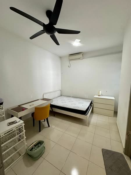 Rumah Teres 2 Tingkat untuk Disewa di Taman Mutiara Rini (Skudai) - Eunice Ng - Bedroom - PropertyGuru.com.my
