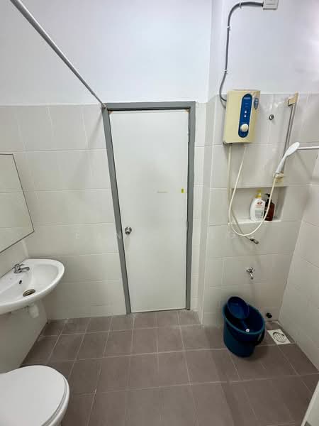 Rumah Teres 2 Tingkat untuk Disewa di Taman Mutiara Rini (Skudai) - Eunice Ng - Bathroom - PropertyGuru.com.my