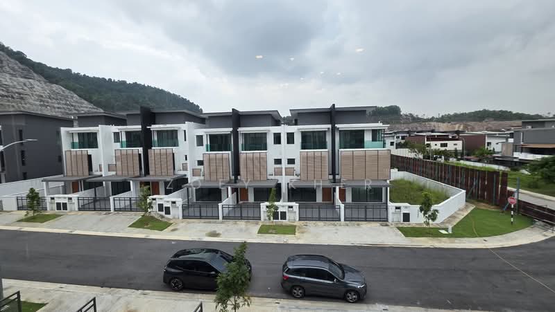 Rumah Teres 2.5 Tingkat untuk Dijual di Cahaya Spk (Shah Alam) - Zoey Kher - PropertyGuru.com.my