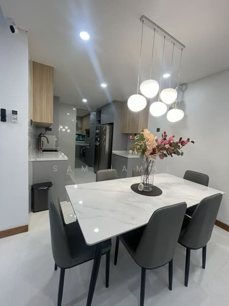 Rumah Teres 4 Tingkat untuk Dijual di Ampang Jaya (Ampang) - Sam Jamal - Dining Room - PropertyGuru.com.my